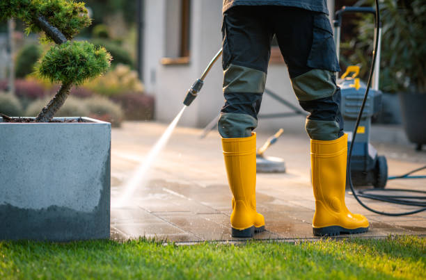 Best Garage Pressure Washing  in Powderly, TX